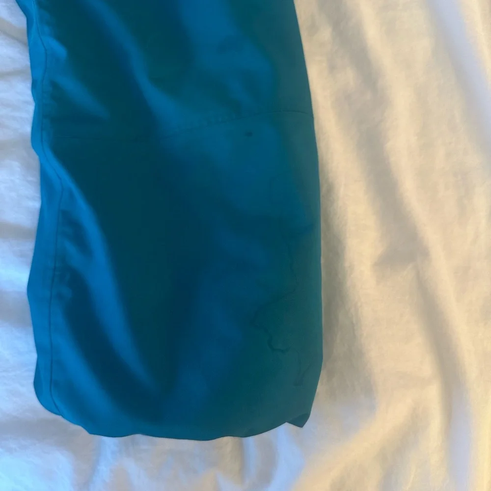 Patagonia Snow-pile snow suit 5T. Used/play condition. - Picture 6 of 11